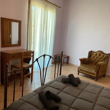 Livadi Rooms 1 Arachova Exterior photo