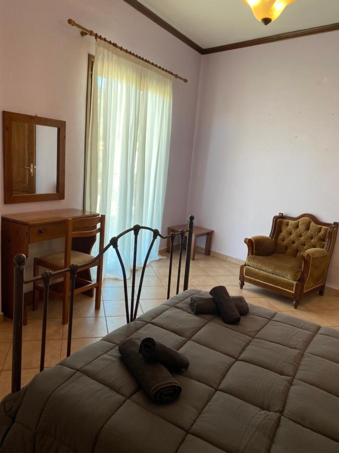 Livadi 1 Apartment *